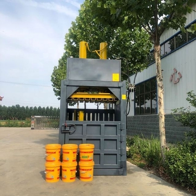 Van het het Roestvrije staalschroot van de aluminium Hydraulische Hooipers de Persmachine voor Gebruikte Kleding